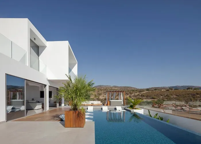 Euphoria Vila Paphos