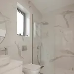 Euphoria Vilă *