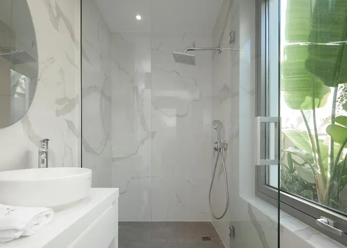 Euphoria * פאפוס